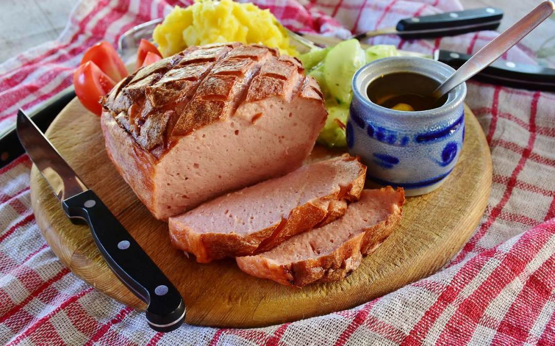 肉饼 食物 一顿饭 肝奶酪 肉奶酪图片