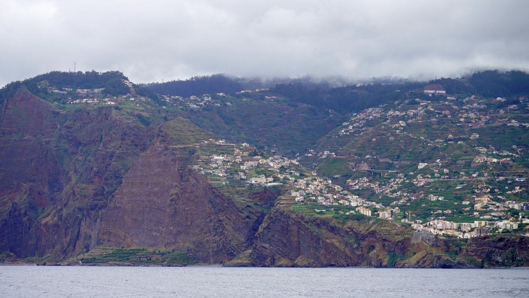 山 火山岛 房屋 海 马德拉图片