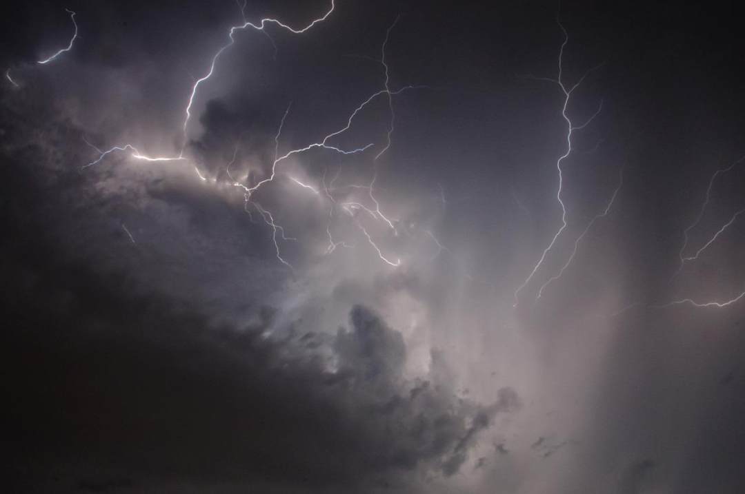 闪光 天空 云 活力 雷雨图片